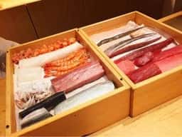 すし 初代 渡邉淳一