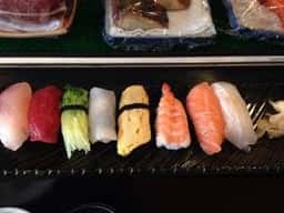 おかざきすし店