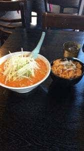 家系とんこつ ラーメン峰