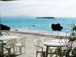 On the beach LUE