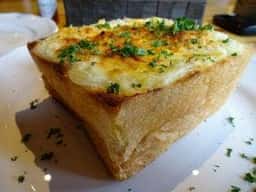 カフェ ザ イーチ タイム