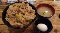 伝説のすた丼屋 野猿街道店