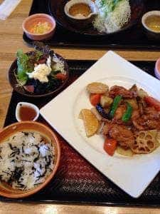 大戸屋ごはん処 佐久平店