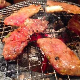 炭火焼き ホルモン倶楽部 松本商店