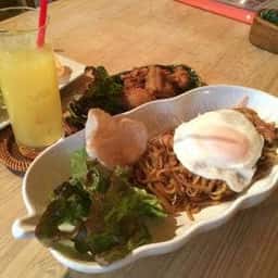 Mew'z cafe