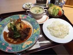 レストラン 愛菜果 やまなみ