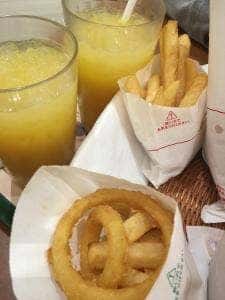 モスバーガー アリオ蘇我店