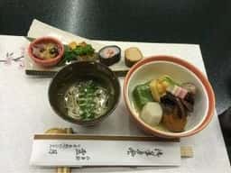 霞月