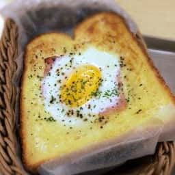 カフェ&ベーカリーニューポート