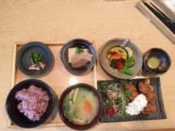 一汁五穀 エミフルMASAKI店