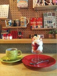 SUGAR TOOTH cafe
