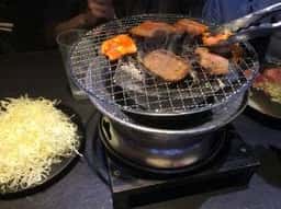 炭火焼き ホルモン倶楽部 松本商店