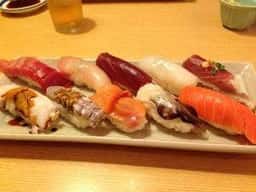 おひげ寿司富沢町店