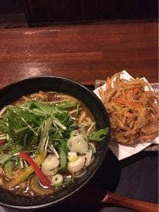 信濃川 今山うどん