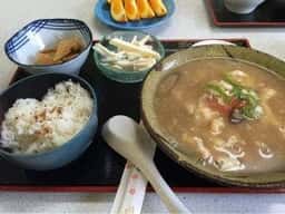 谷間