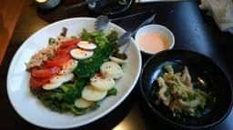 炭焼居酒屋 山の猿 白石店