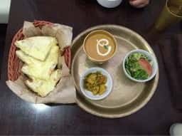 カトマンドゥカリーPUJA 三田