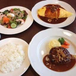 ロイヤルホスト 蒲生店