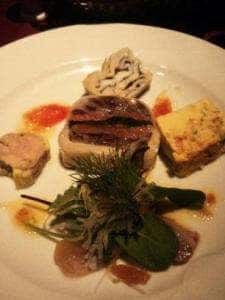 ビストロ プティポワ