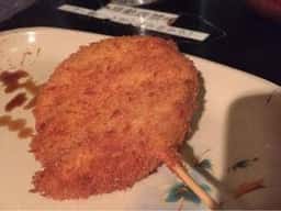 三