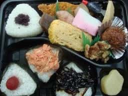 デカ弁日出店
