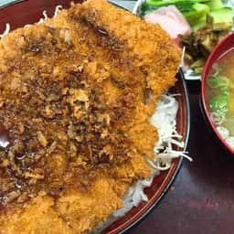 食事処 山の神