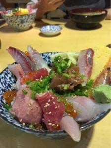 築地海鮮丼