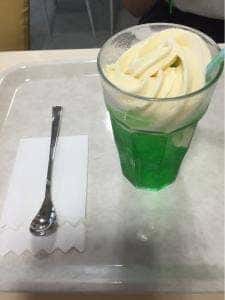 横浜天然温泉くさつ 軽食コーナー
