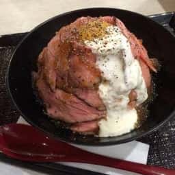 ローストビーフ星 イオンモール沖縄ライカム