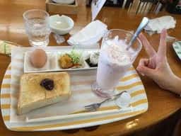 カフェ・イースト