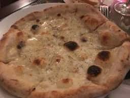 PIZZERIA BAR NAPOLI 沖縄久茂地交差点本店