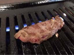 肉 安来や