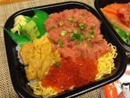 丼の丼丸 仲宿店