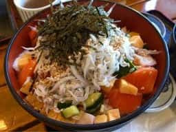 潮騒料理 哉介