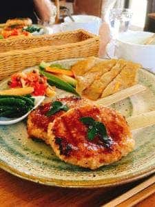 鬱蒼カフェ