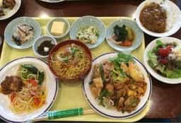 サロン・ド・シャトー