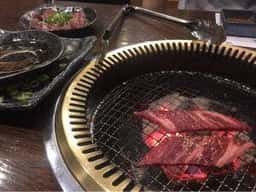 炭火焼肉 黒べこ