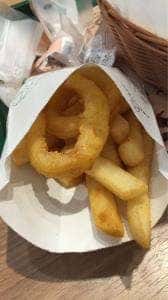 モスバーガー 岩出店