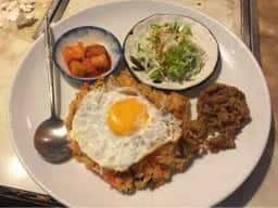 焼肉市場ホルモン館