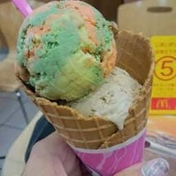 サーティワンアイスクリーム キャナルシティ博多店