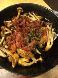 骨付鳥、からあげ、ハイボール がブリチキン。岐阜駅前店
