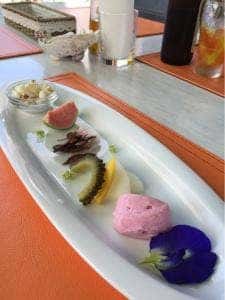 Torattoria Bar 慶留間gnon