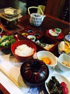 山荘天水 ラウンジ 白楽天