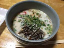 金と銀のラーメン