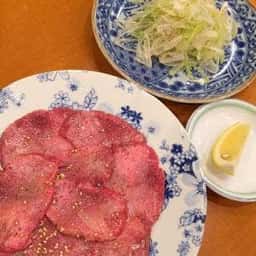 炭火焼肉 金龍