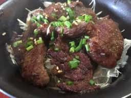 にくやき寿々宴