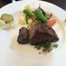 和牛ダイニングかねこ