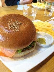 バック カントリー バーガーズ