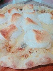 窯焼きピザ専門店 ぴざか屋