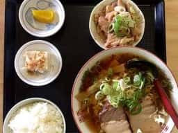 すがい食堂